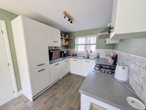 Photo 16- click for photo gallery